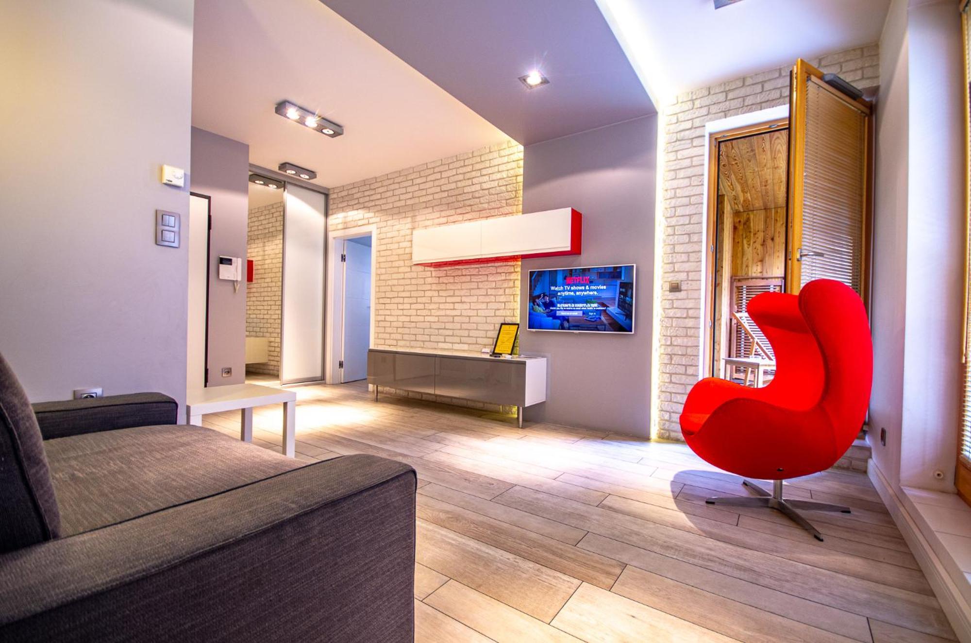 Main Station&Old Town Suites By Inpoint Krasków Εξωτερικό φωτογραφία